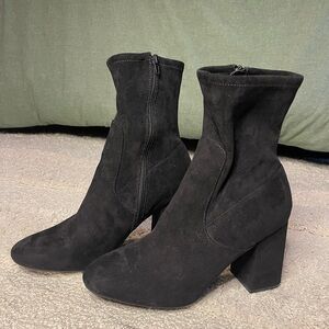 JustFab Black Rainsford Classic Heeled Boots